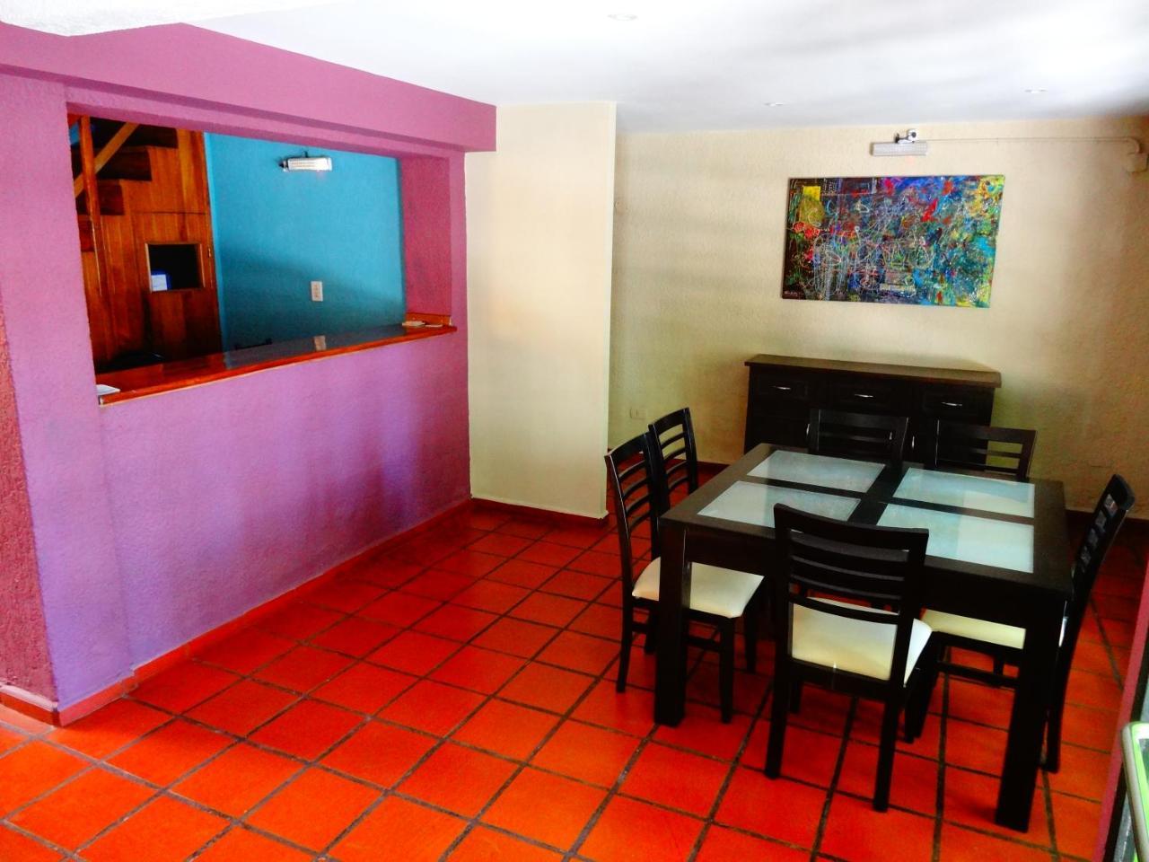 Black Sheep International Hostel Mendoza Extérieur photo